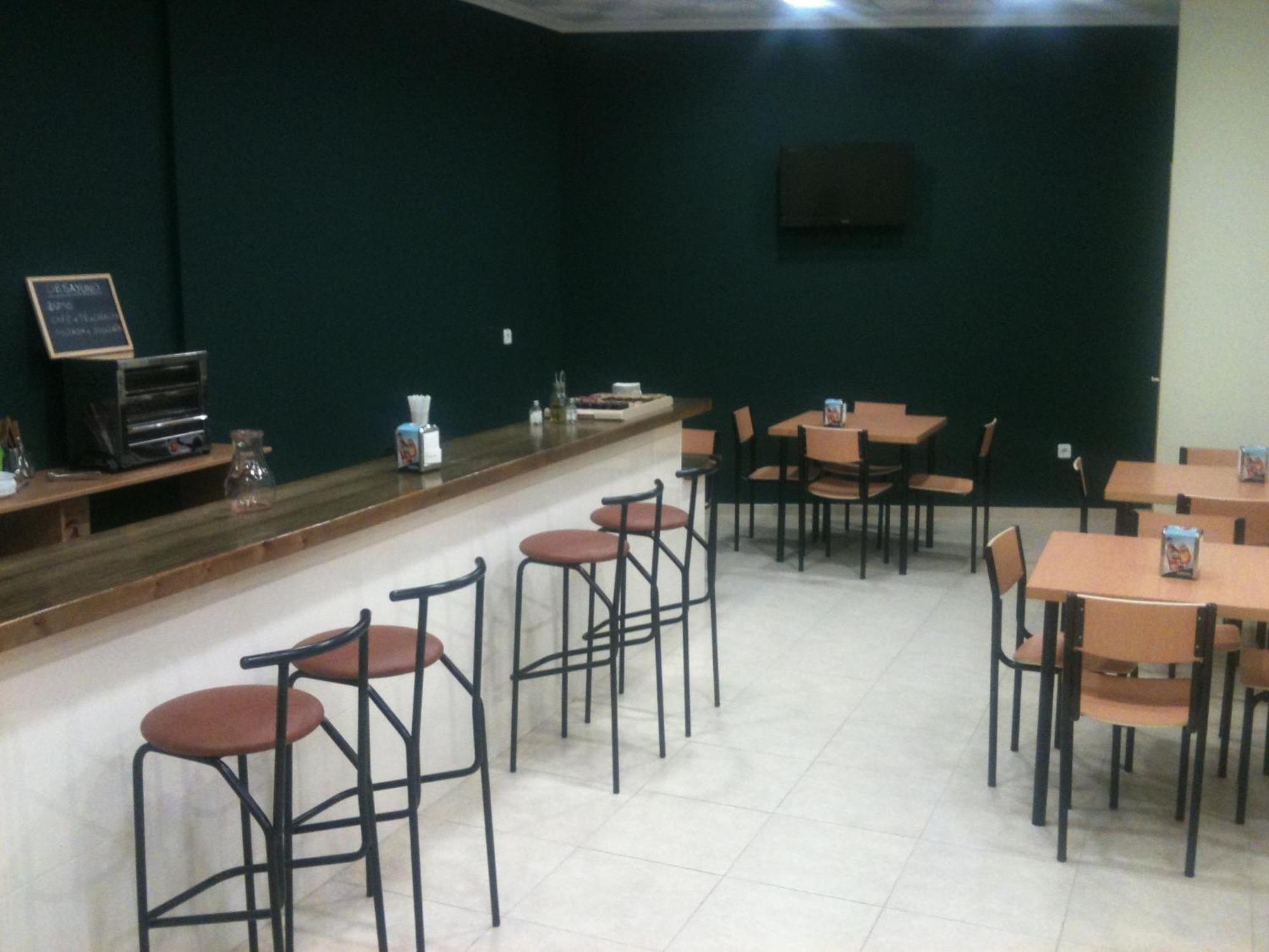 Hotel Rc Ramon Y Cajal Κουένκα Εξωτερικό φωτογραφία