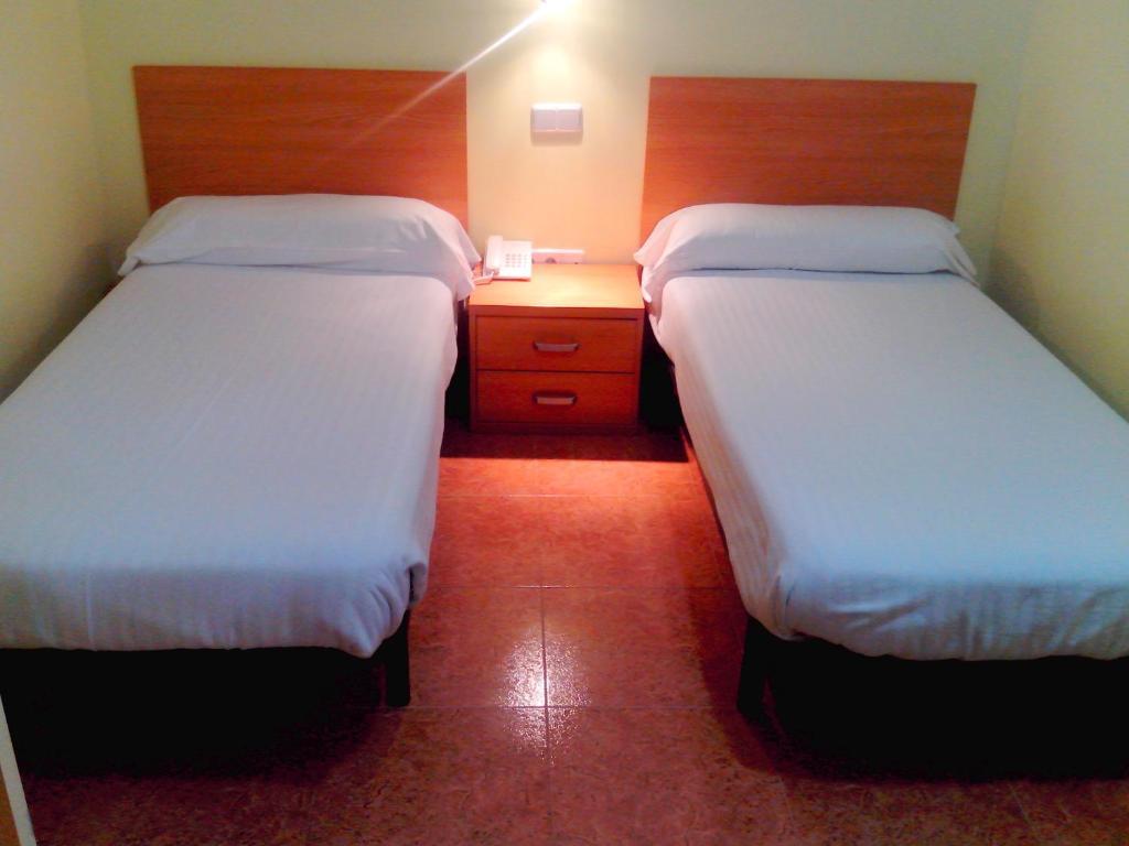 Hotel Rc Ramon Y Cajal Κουένκα Δωμάτιο φωτογραφία